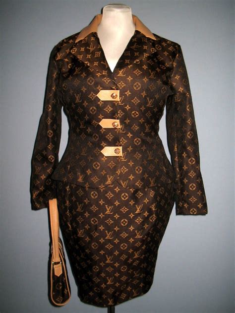 louis vuitton clothes for ladies price|louis vuitton women outfits.